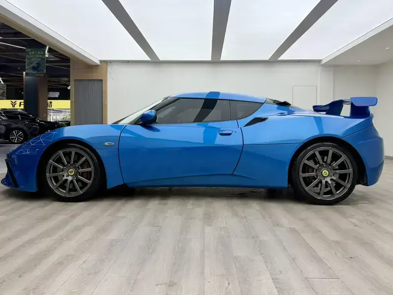 2015 Lotus Evora с пробегом 60 000 км