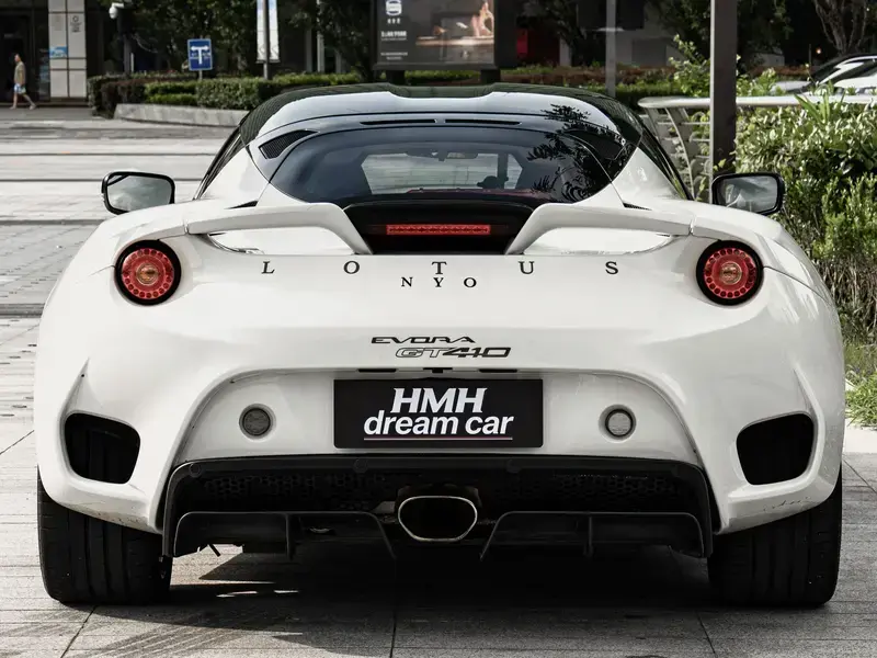 2019 Lotus Evora с пробегом 15 000 км