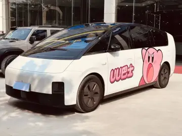2025 Li Auto (Lixiang) Mega с пробегом 3 600 км