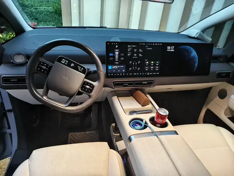 2024 Li Auto (Lixiang) Mega с пробегом 26 900 км