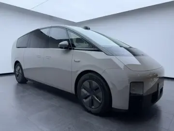 2024 Li Auto (Lixiang) Mega с пробегом 48 000 км