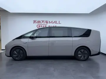 2024 Li Auto (Lixiang) Mega с пробегом 48 000 км