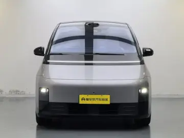 2025 Li Auto (Lixiang) Mega с пробегом 17 400 км