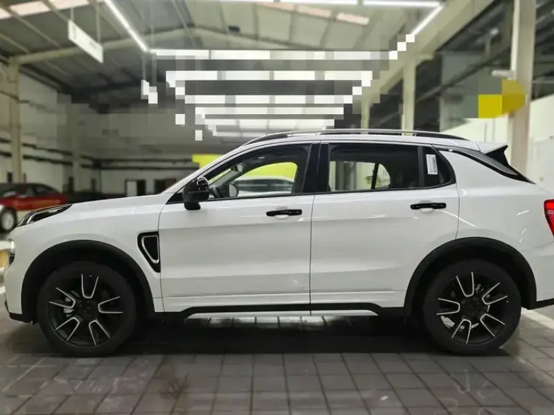 2024 Lynk & Co 01 с пробегом 6 000 км