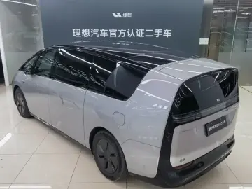 2024 Li Auto (Lixiang) Mega с пробегом 15 000 км