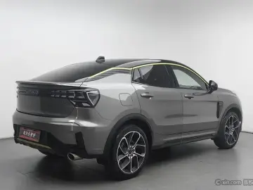 2020 Lynk & Co 05 с пробегом 92 300 км