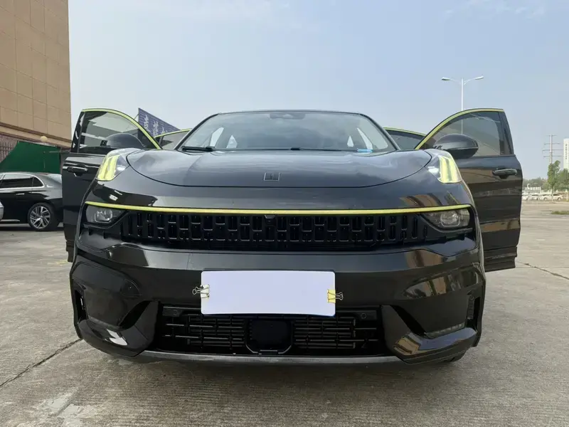 2020 Lynk & Co 05 с пробегом 77 000 км