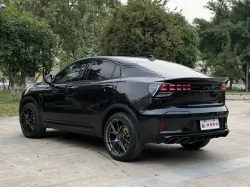 2020 Lynk & Co 05 с пробегом 52 000 км