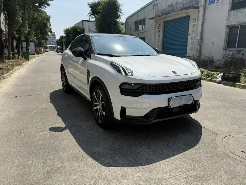 2022 Lynk & Co 05 с пробегом 39 000 км