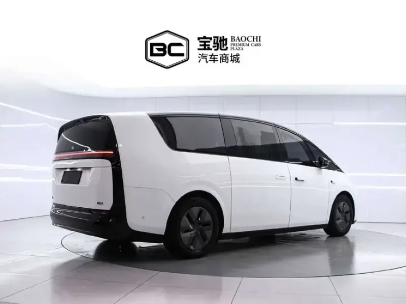 2024 Li Auto (Lixiang) Mega с пробегом 53 000 км