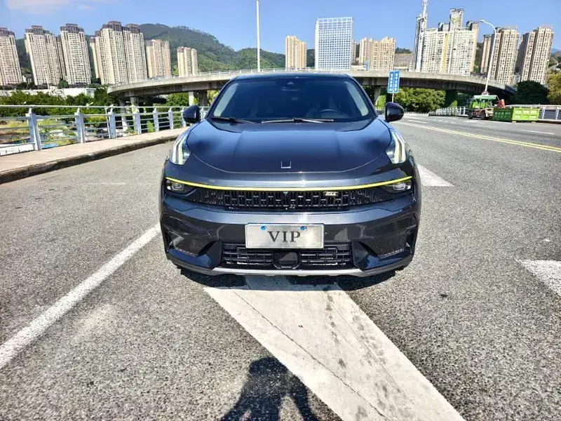 2020 Lynk & Co 05 с пробегом 91 300 км