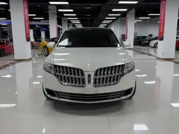 2012 Lincoln MKT с пробегом 141 500 км