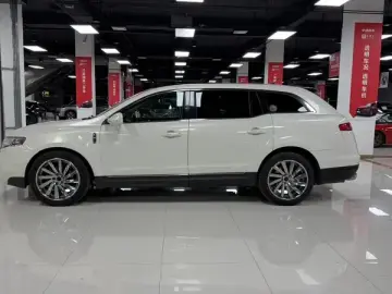 2012 Lincoln MKT с пробегом 141 500 км