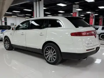 2012 Lincoln MKT с пробегом 141 500 км