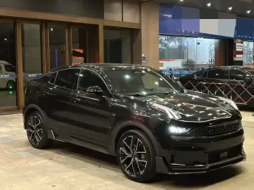 2023 Lynk & Co 05 с пробегом 20 000 км
