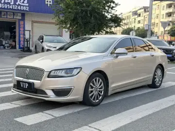 2017 Lincoln MKZ с пробегом 76 000 км