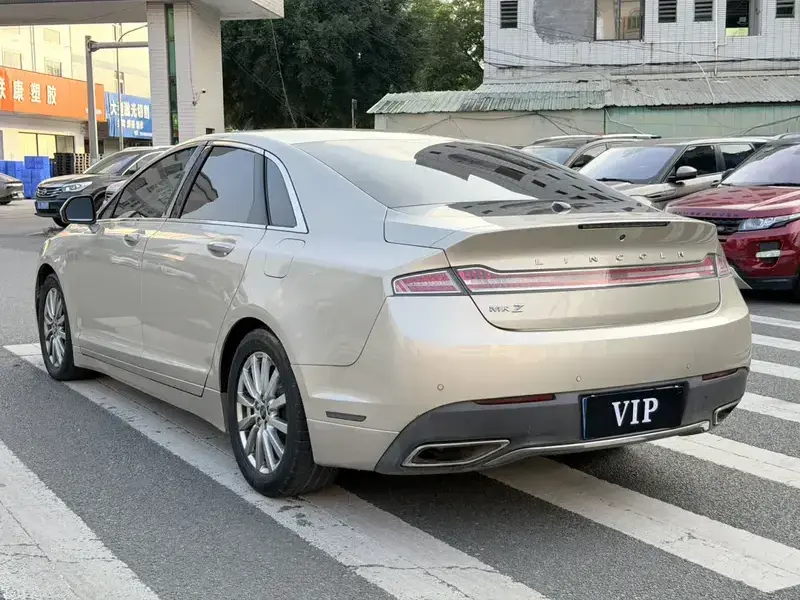 2017 Lincoln MKZ с пробегом 76 000 км