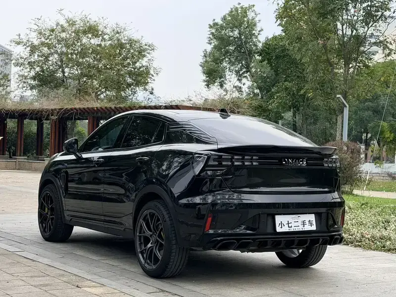 2020 Lynk & Co 05 с пробегом 52 000 км