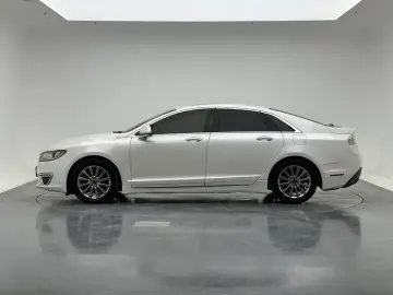 2017 Lincoln MKZ с пробегом 106 300 км