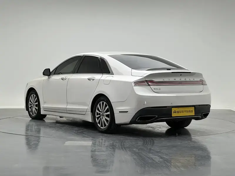2017 Lincoln MKZ с пробегом 106 300 км