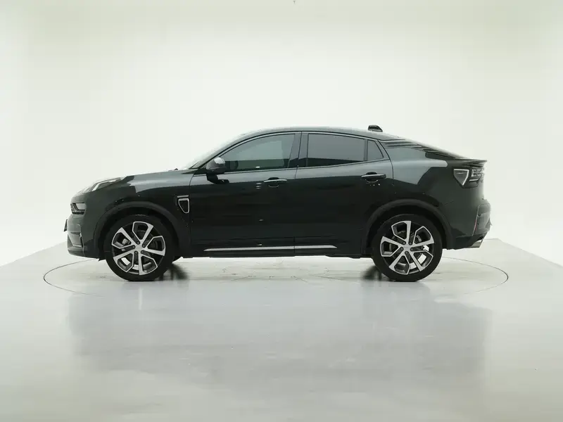 2020 Lynk & Co 05 с пробегом 56 900 км