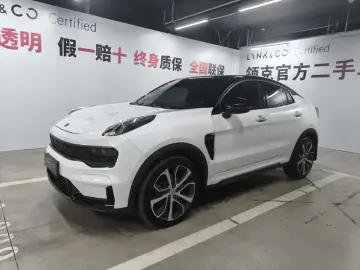 Lynk & Co 05