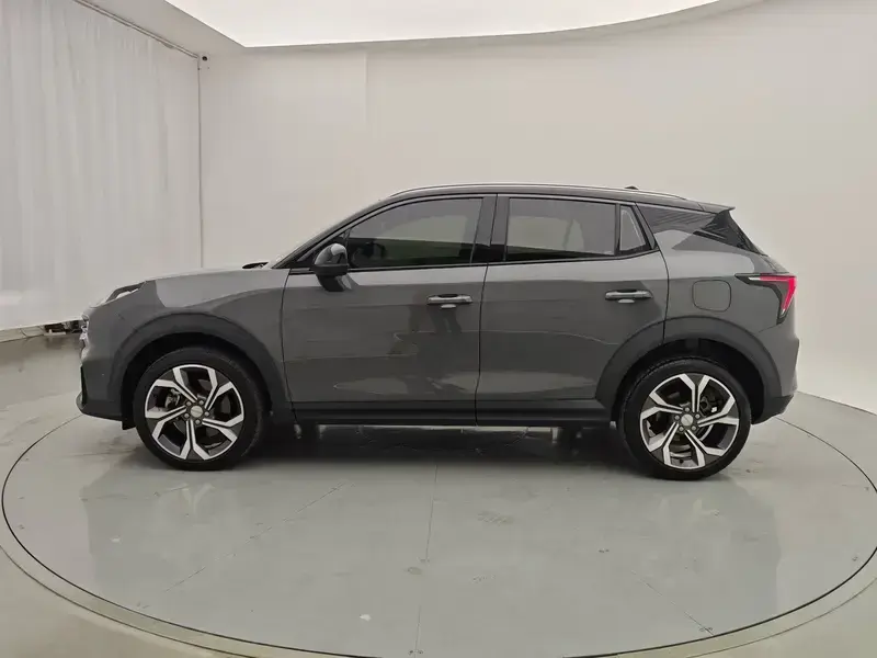 2023 Lynk & Co 06 с пробегом 43 000 км