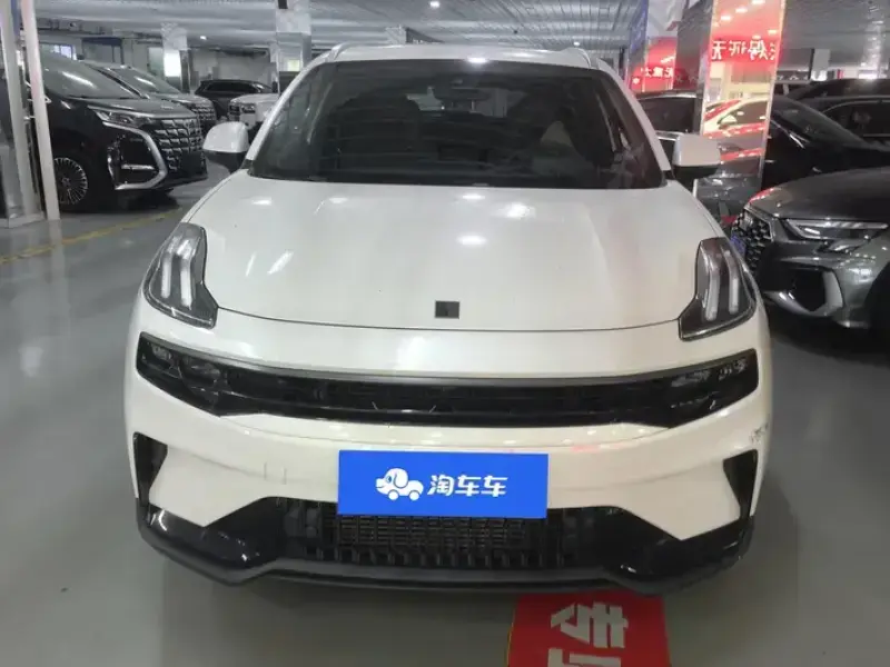2023 Lynk & Co 06 с пробегом 37 000 км