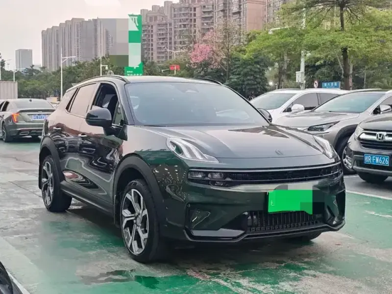 2023 Lynk & Co 06 с пробегом 25 000 км