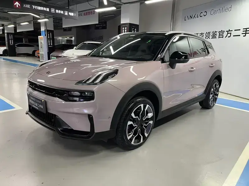 2023 Lynk & Co 06 с пробегом 40 000 км