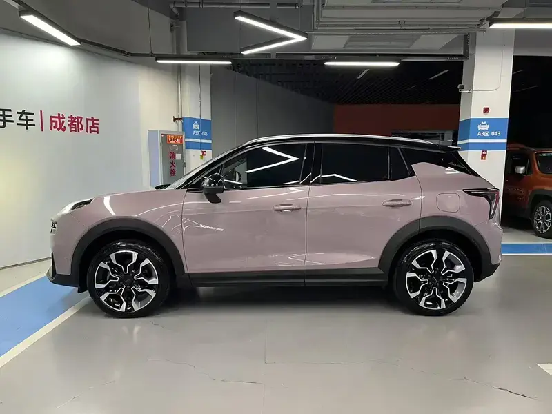 2023 Lynk & Co 06 с пробегом 40 000 км