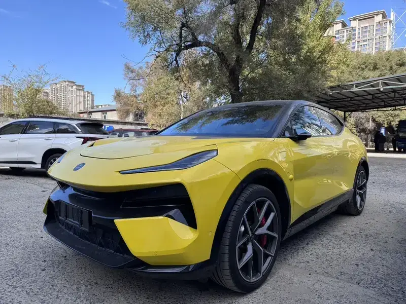2025 Lotus Eletre с пробегом 9 000 км