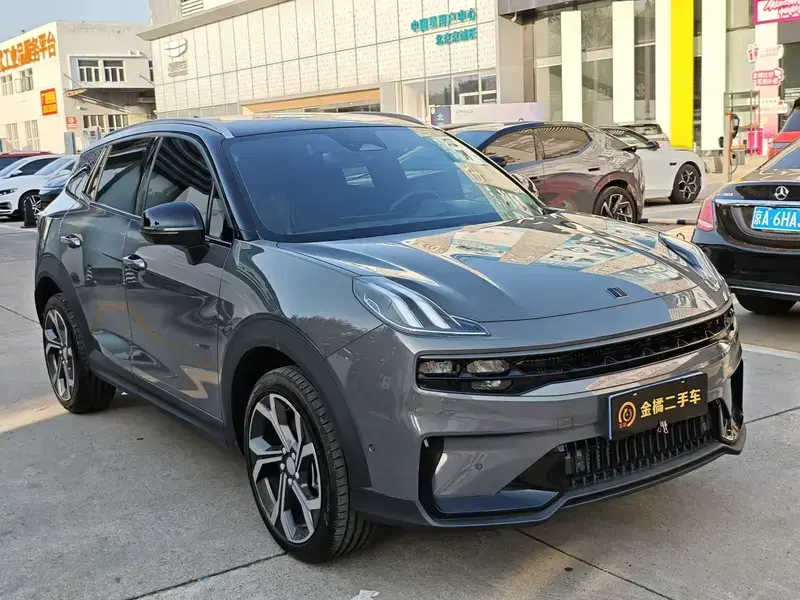 2023 Lynk & Co 06 с пробегом 6 000 км