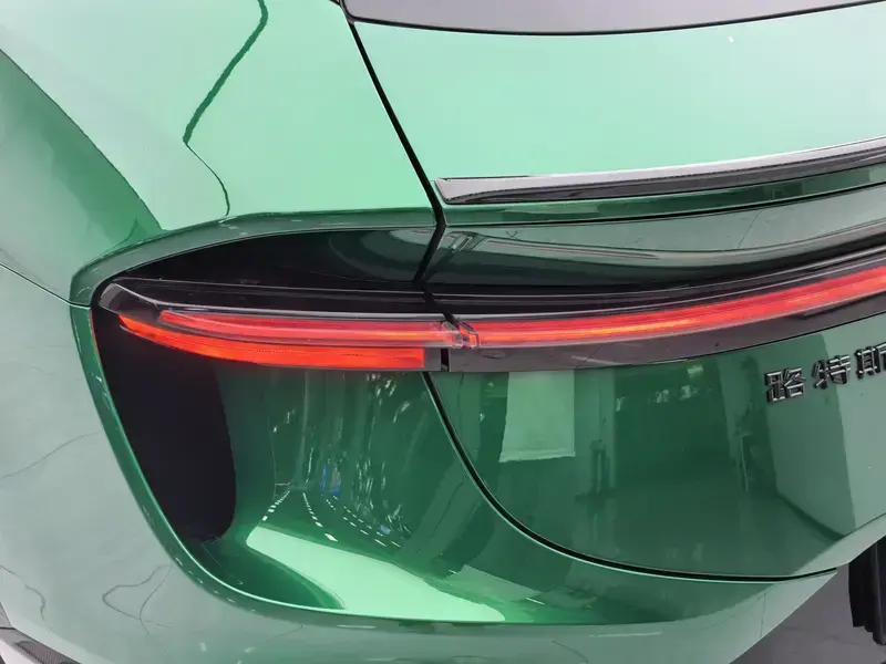 2023 Lotus Eletre с пробегом 22 000 км