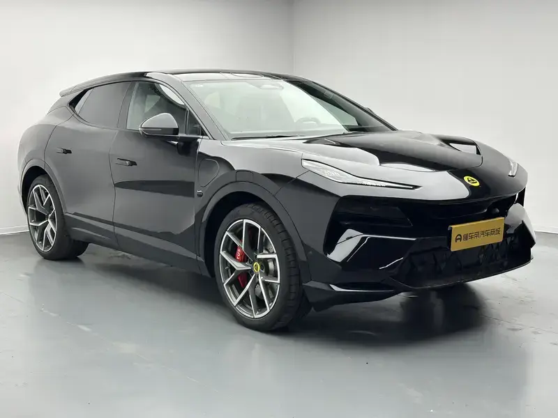 2026 Lotus Eletre с пробегом 100 км