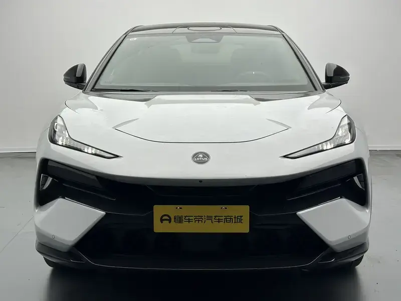 2026 Lotus Eletre с пробегом 100 км