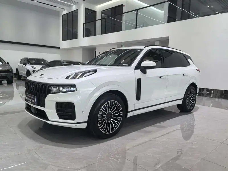 2026 Lynk & Co 09 с пробегом 9 300 км