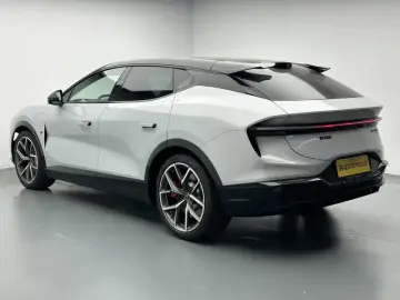 2026 Lotus Eletre с пробегом 100 км