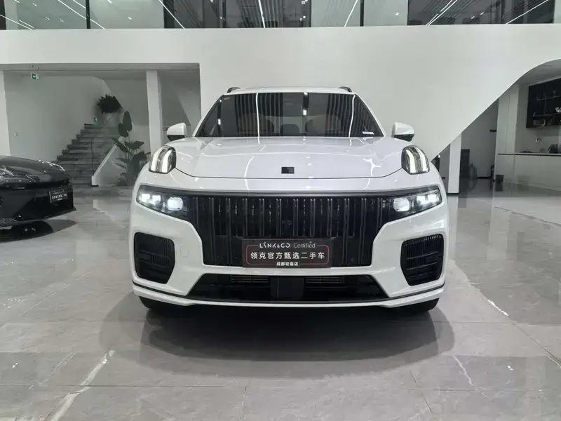 2026 Lynk & Co 09 с пробегом 9 300 км