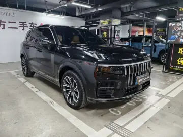 2024 Lynk & Co 09 с пробегом 19 000 км
