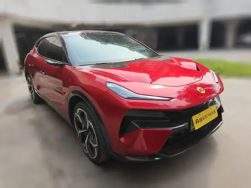 2023 Lotus Eletre с пробегом 30 500 км