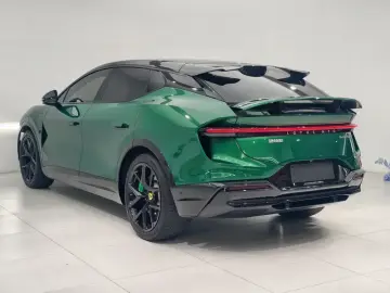2024 Lotus Eletre с пробегом 49 000 км