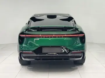2024 Lotus Eletre с пробегом 49 000 км