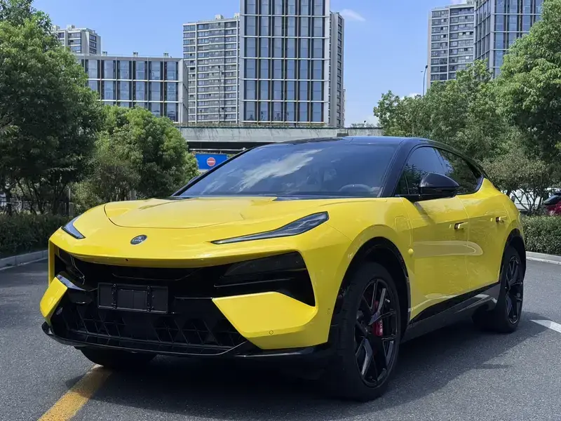 2025 Lotus Eletre с пробегом 14 000 км