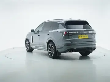 2021 Lynk & Co 09 с пробегом 33 800 км