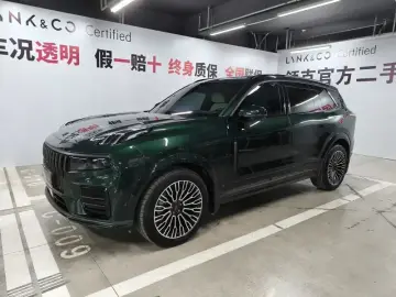 Lynk & Co 09