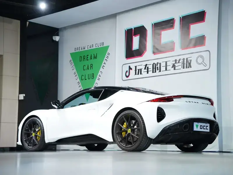 2022 Lotus Emira с пробегом 9 200 км
