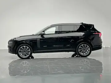 2024 Lynk & Co 09 с пробегом 22 000 км