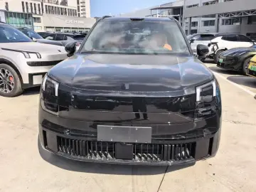 2025 Lynk & Co 900 с пробегом 1 000 км