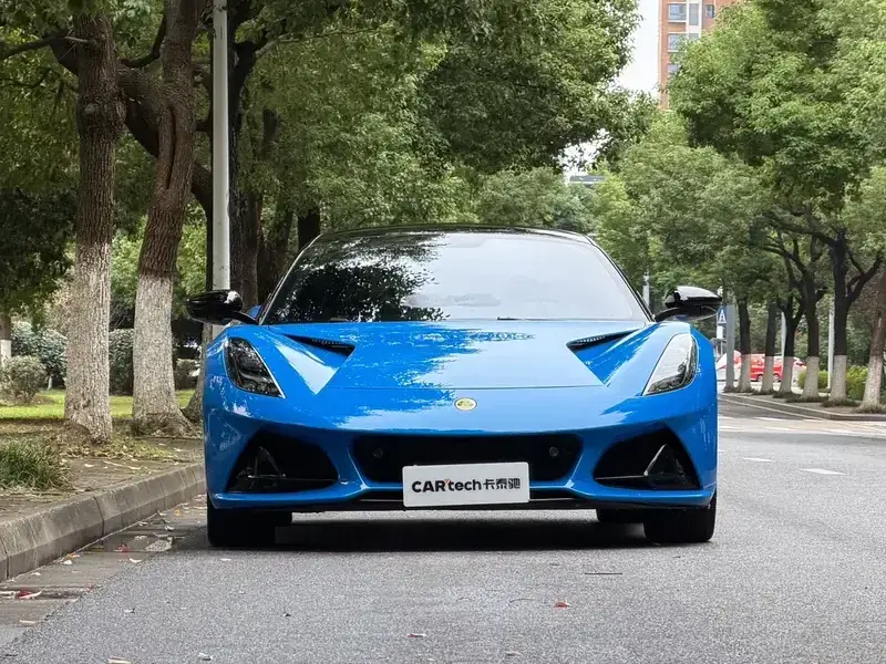 2022 Lotus Emira с пробегом 18 000 км